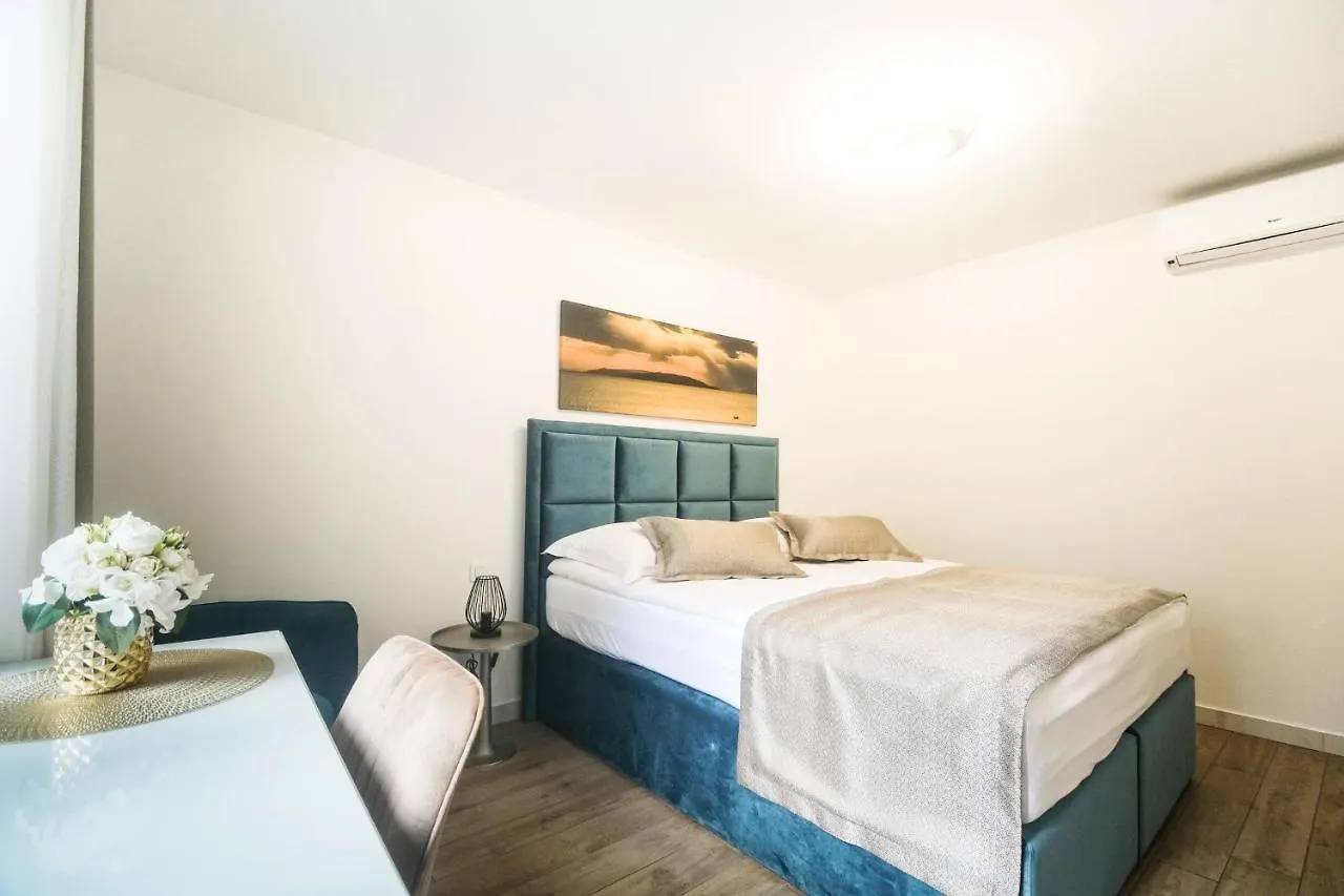 Guest house Luxury Guesthouse Bepa Split