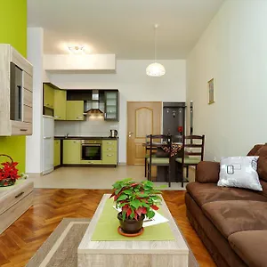 https://apartment-eliana.hotelinzadar.com