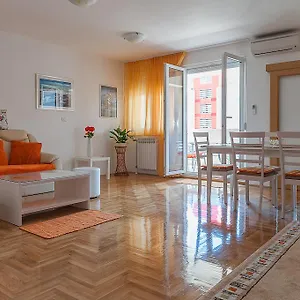 https://apartment-marija-zadar-23000.hotelinzadar.com